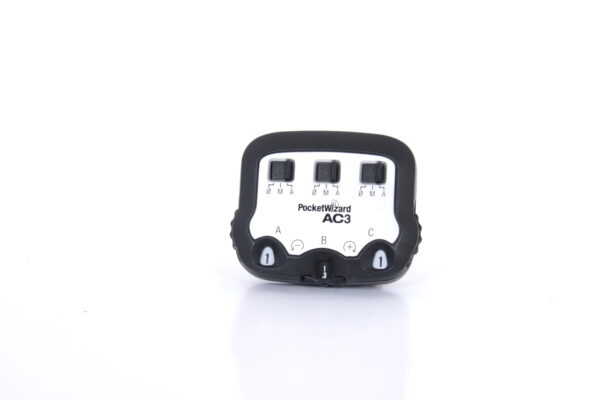 197943-01-POCKET-WIZARD-KIT-TT1--N4-TT5--AC3-TRIGGER.jpg
